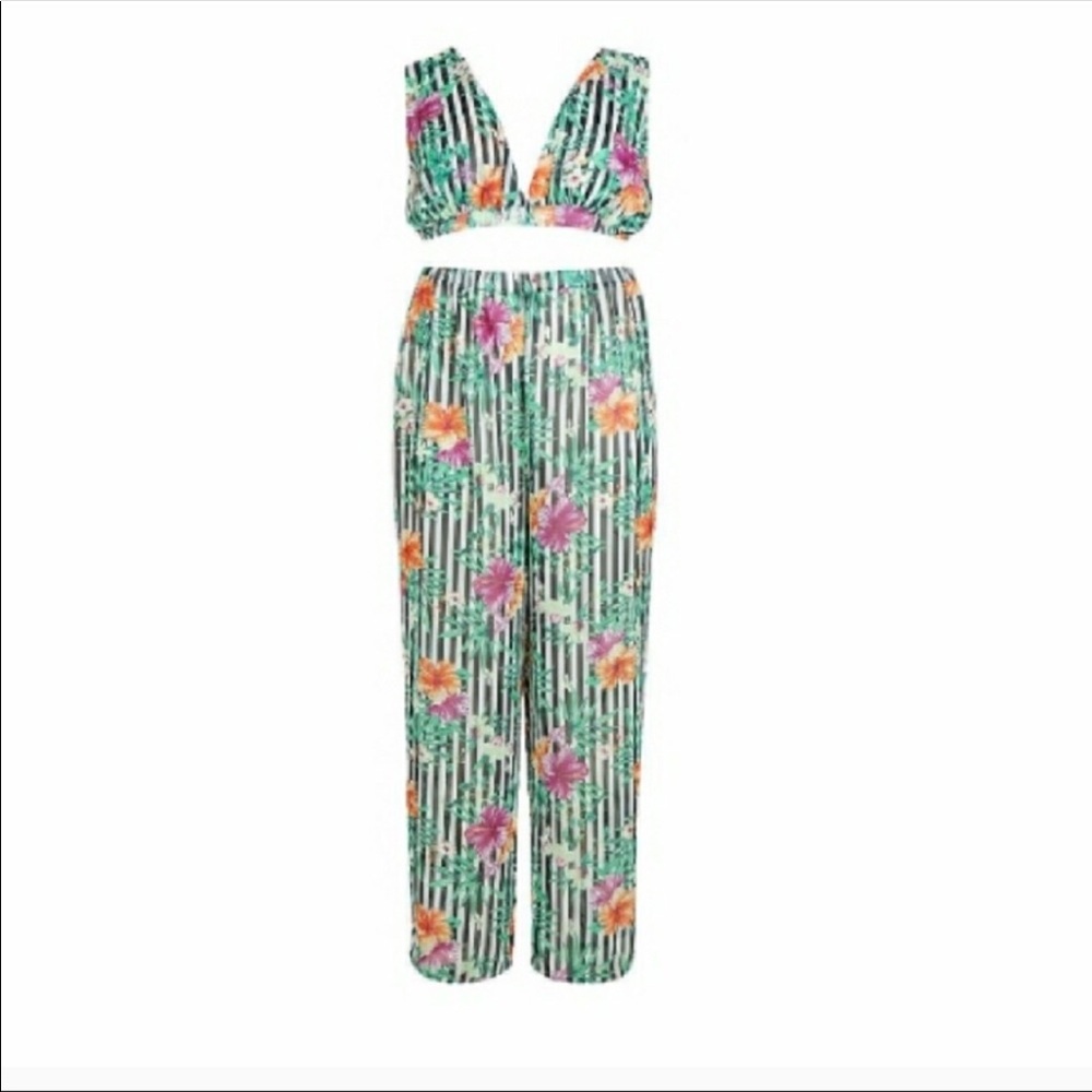 Boohoo Plus 2piece sheer Coverup